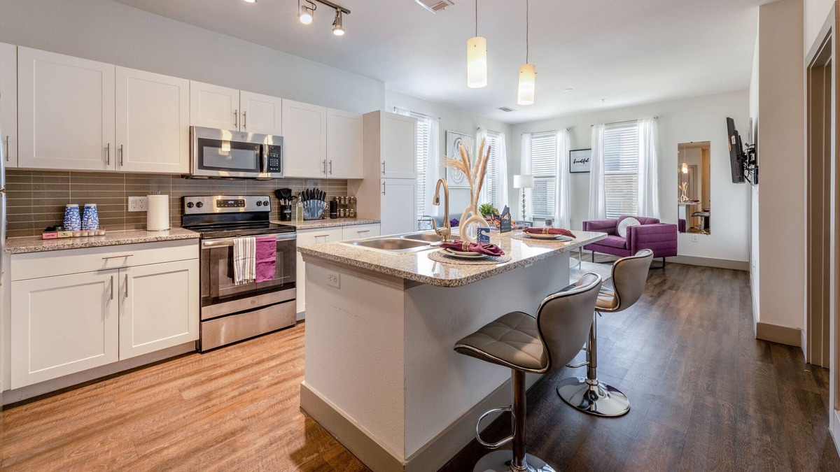 Haltom City Apartment | Perfect Uptown Oasis | Pet Friendly | 1 bedroom