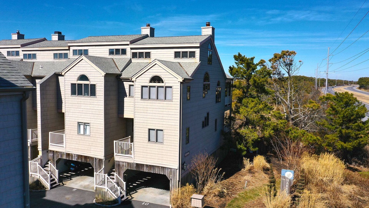 Fenwick Island House | Perfectly Located 3-bed townhouse end unit near Fenwick Island Beach! Wifi Available, Pool, Close to the Beach and restaurants!