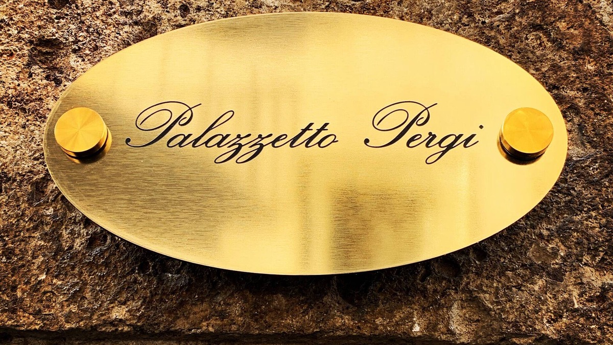 Tolfa House | Pergi Palace