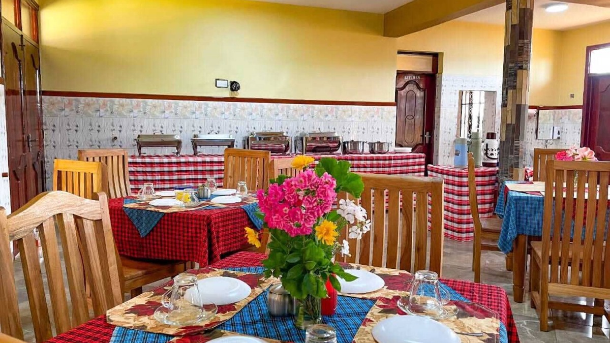 Karatu Hotel | PERIGRIN REST HOUSE
