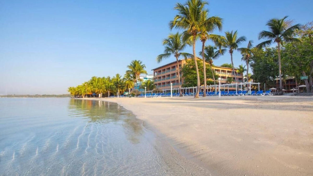 Caribbean Islands Apartment | Perla Marina Residence in Boca Chica Seafront