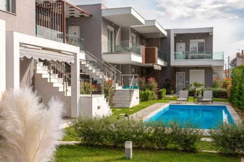 Paralia Ofryniou Apartment | Perla Residential Complex