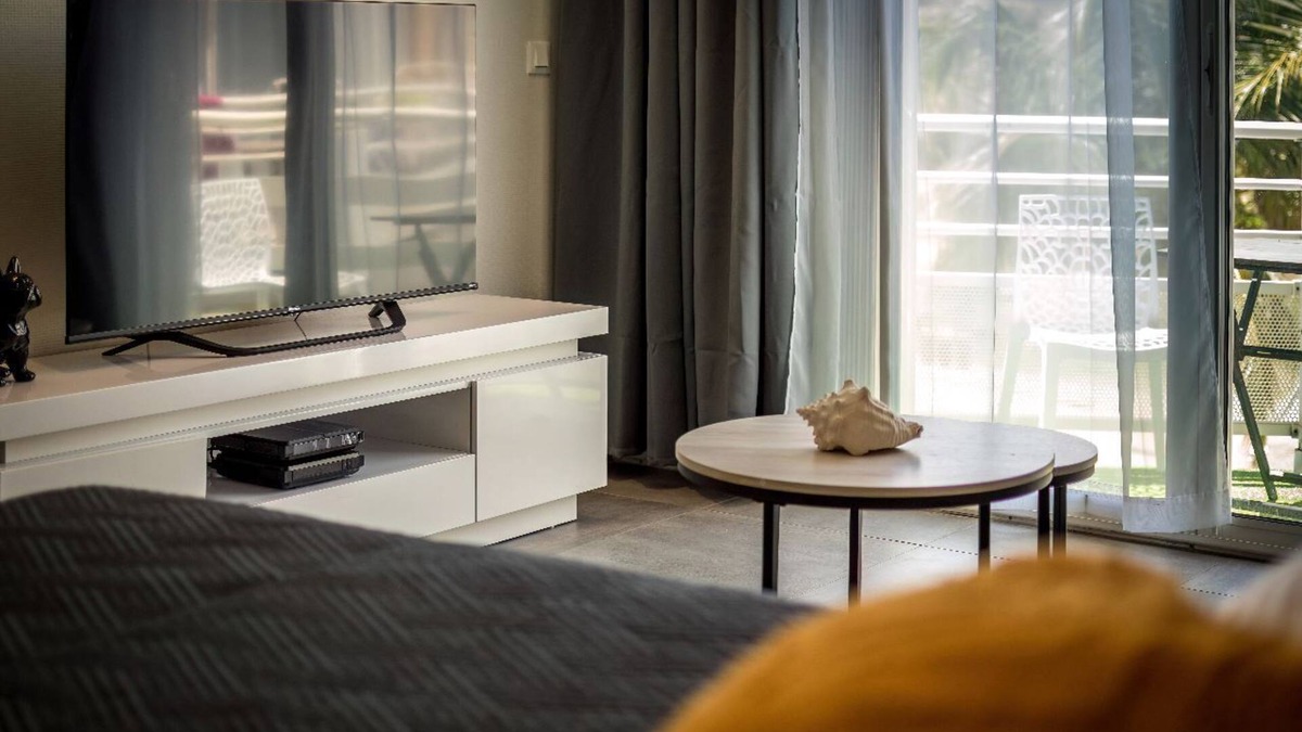 Marigot Apartment | Perle des Sables -Condo with pool + private beach in Marigot