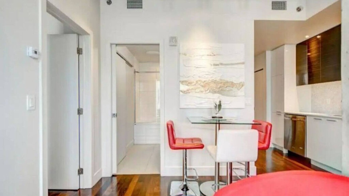 Griffintown Apartment | Perle Tout Équipée Avec Vue, Balcon et Wi-fi Vieux-montréal et Centre-ville