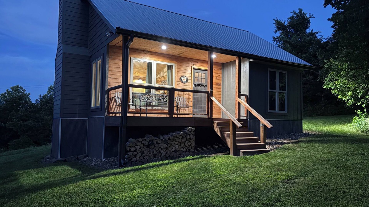 Huntsville Cabin | Persimmon Grove ~ New! Private Cabin Near Kings River