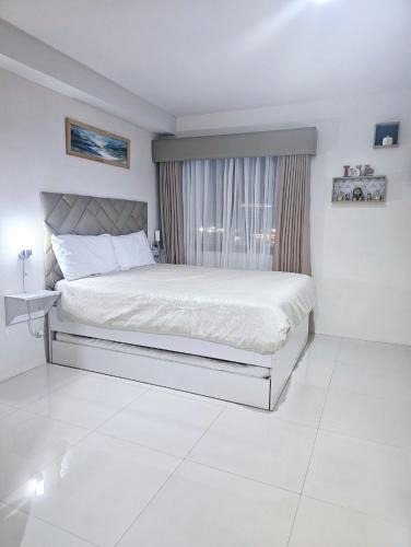 Mabolo Apartment | Persimmon Studios - Studio Unit- 16th Floor - 1641