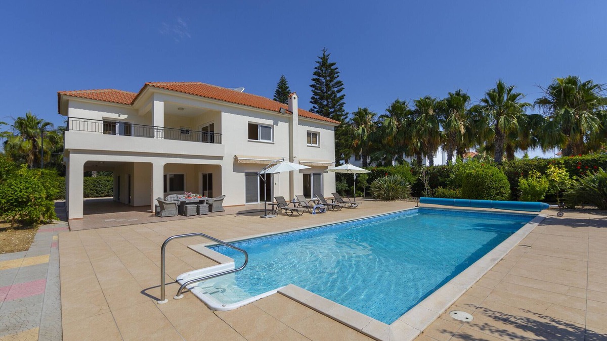 Pervolia Villa | Pervolia Nirides Seaside Mansion 7