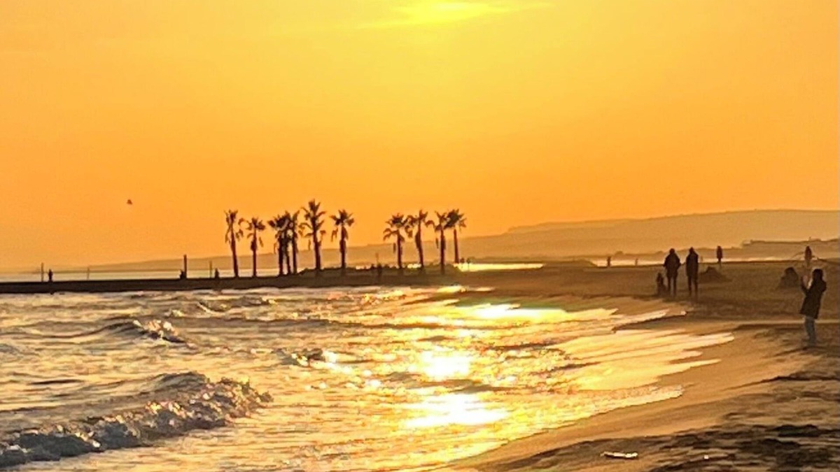 Valras-Plage House | « Pescadhome » Maison Rénovée 2024. Centre Valras, Plage à 130m, Climatisation