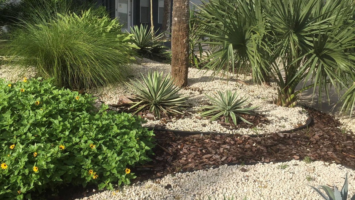 Venetian Way South House | Pet And People Friendly. Close To Everything Central Florida Offers!