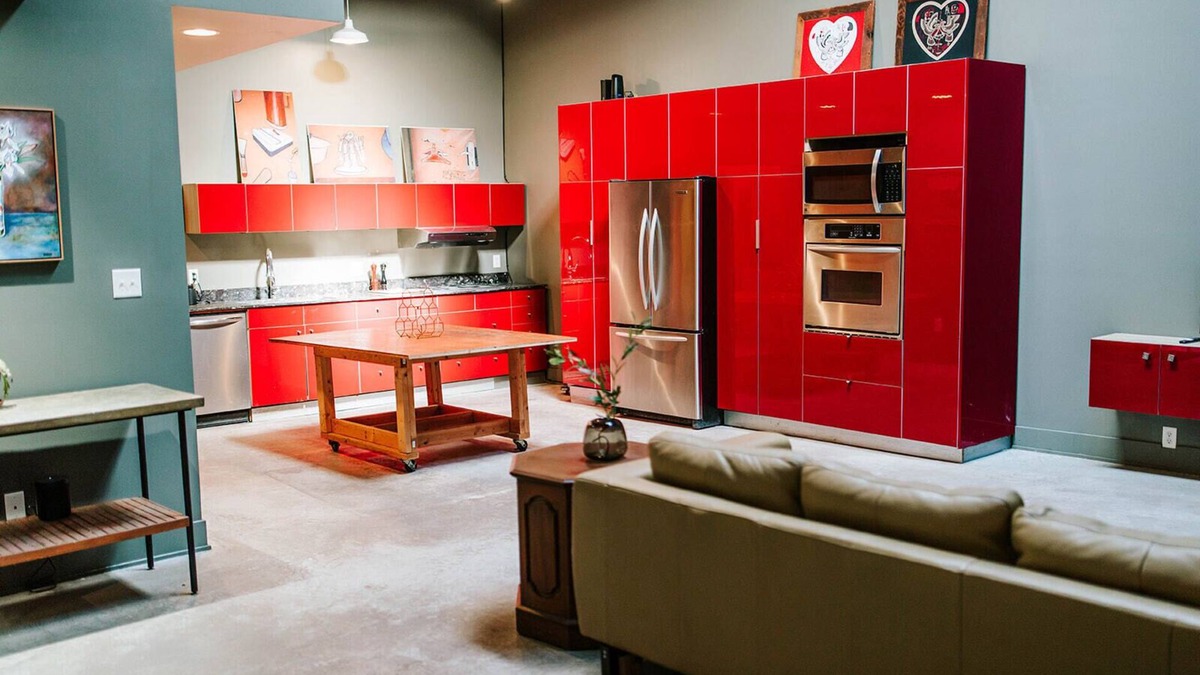 Athens Apartment | Pet-Friendly 2BR Loft by MHM Luxury Properties