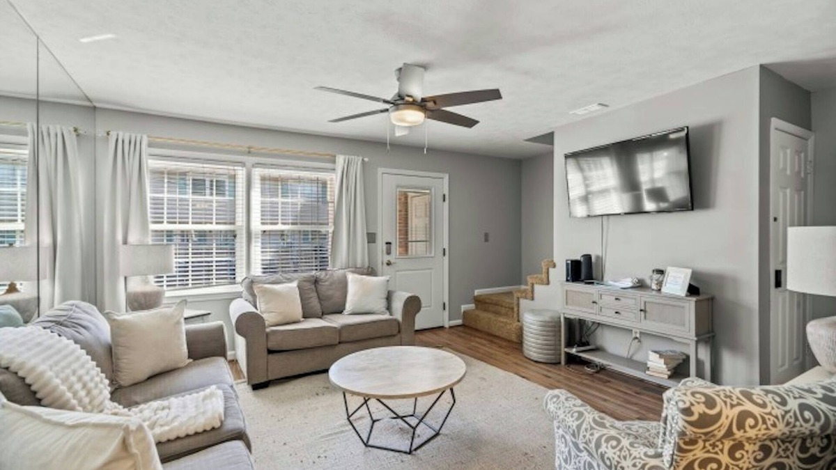 Myrtle Beach Condo | Pet Friendly! -76th Ave Townhome B- 2BR/1.5BA