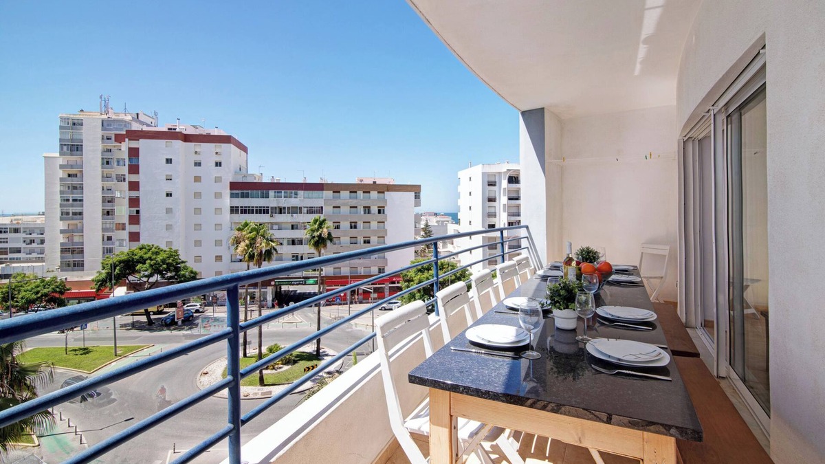 Cavacos Apartment | Pet-Friendly Apartment "Quarteira Beach II"