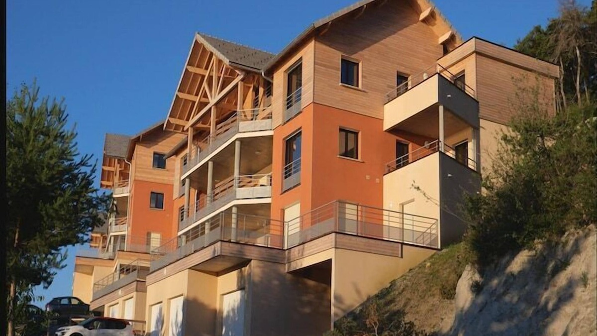 Chorges Apartment | Pet-friendly apartment in Chorges