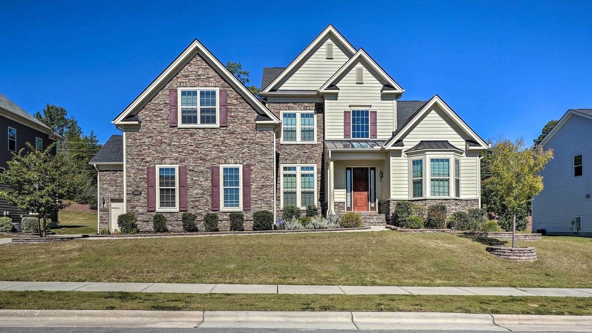 Apex House | Pet-Friendly Apex Home ~10 Mi to Jordan Lake!