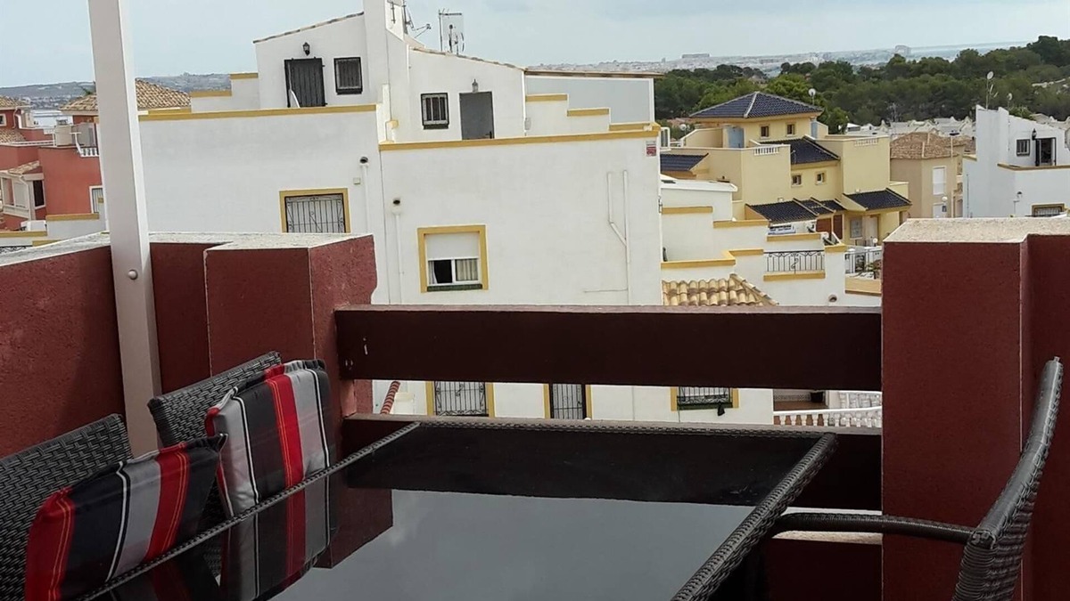 Orihuela Costa Apartment | Pet-friendly "Casa van de Kolk" with shared swimming pool, private terrace, A/C & Wi-Fi