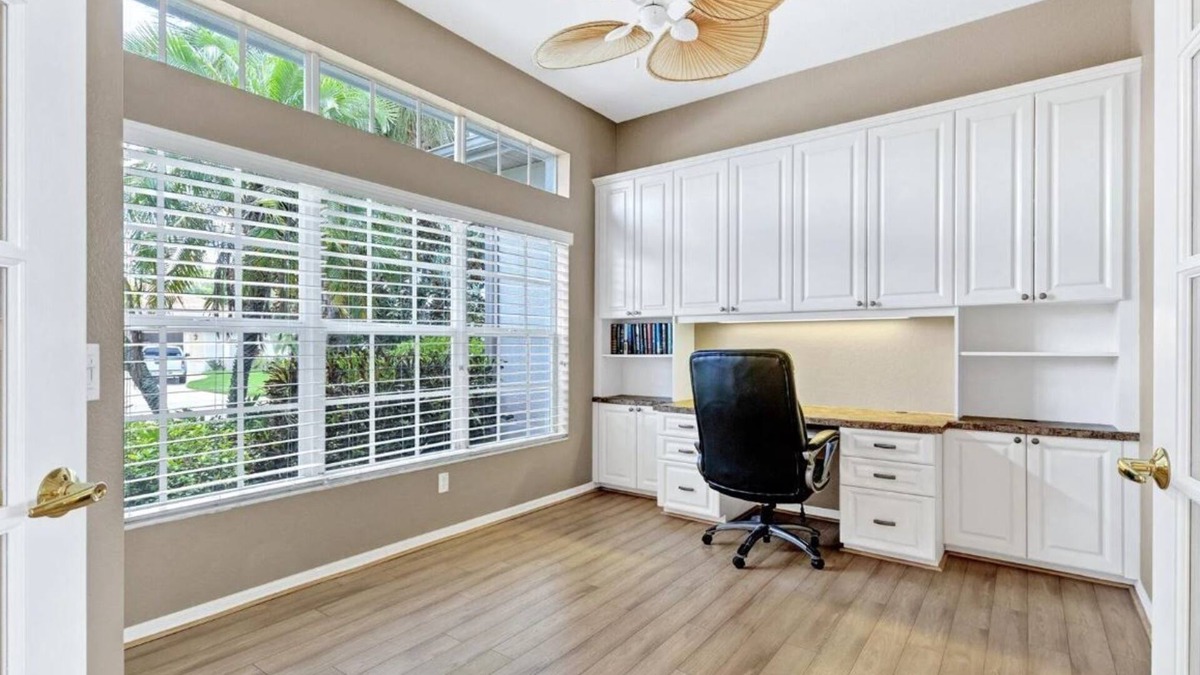 White Marsh House | Pet-Friendly Family Retreat w/pool & beach supplies for 8 near Gulf Beaches