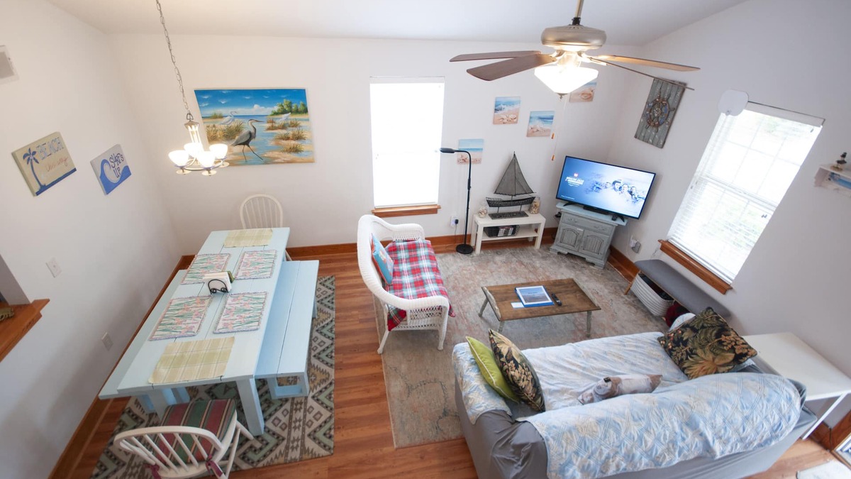 Tranquil Harbour House | Pet-friendly, fully-fenced yard, minutes to beach