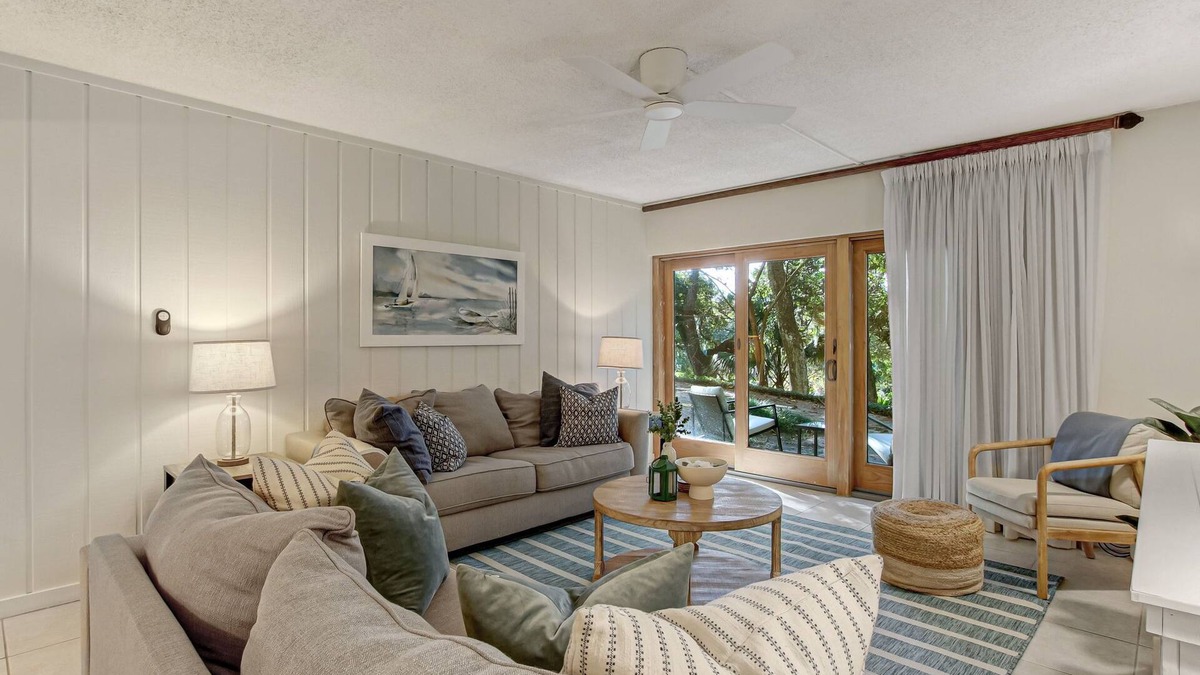 Fernandina Beach Condo | Pet Friendly | Ground Floor Beachwood Condo | Newly Updated | Across the Street from Beach