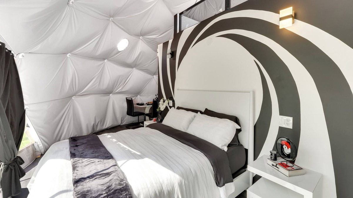 Monticello Apartment | Pet-Friendly Geo-Dome Getaway: Hike, Ski & Explore