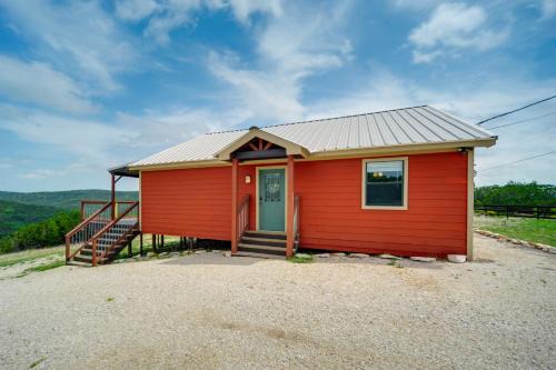 Leakey House | Pet-Friendly Hideaway 13 Mi to Leakey