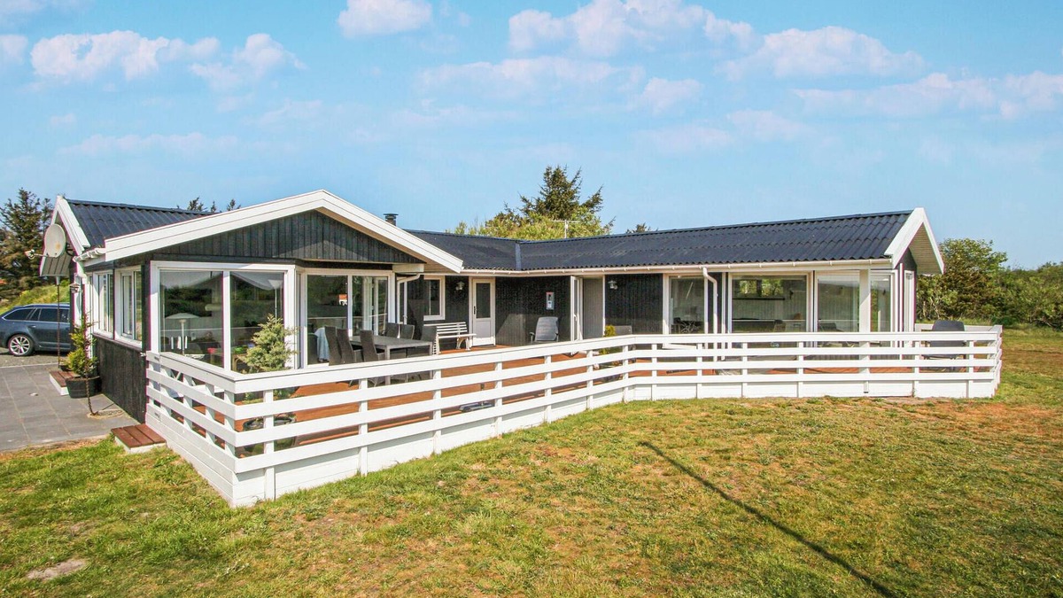 Nørre Lyngvig House | Pet friendly home in Hvide Sande