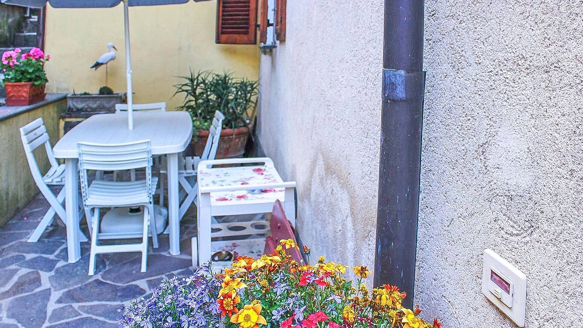 Camaiore House | Pet friendly home in Casoli
