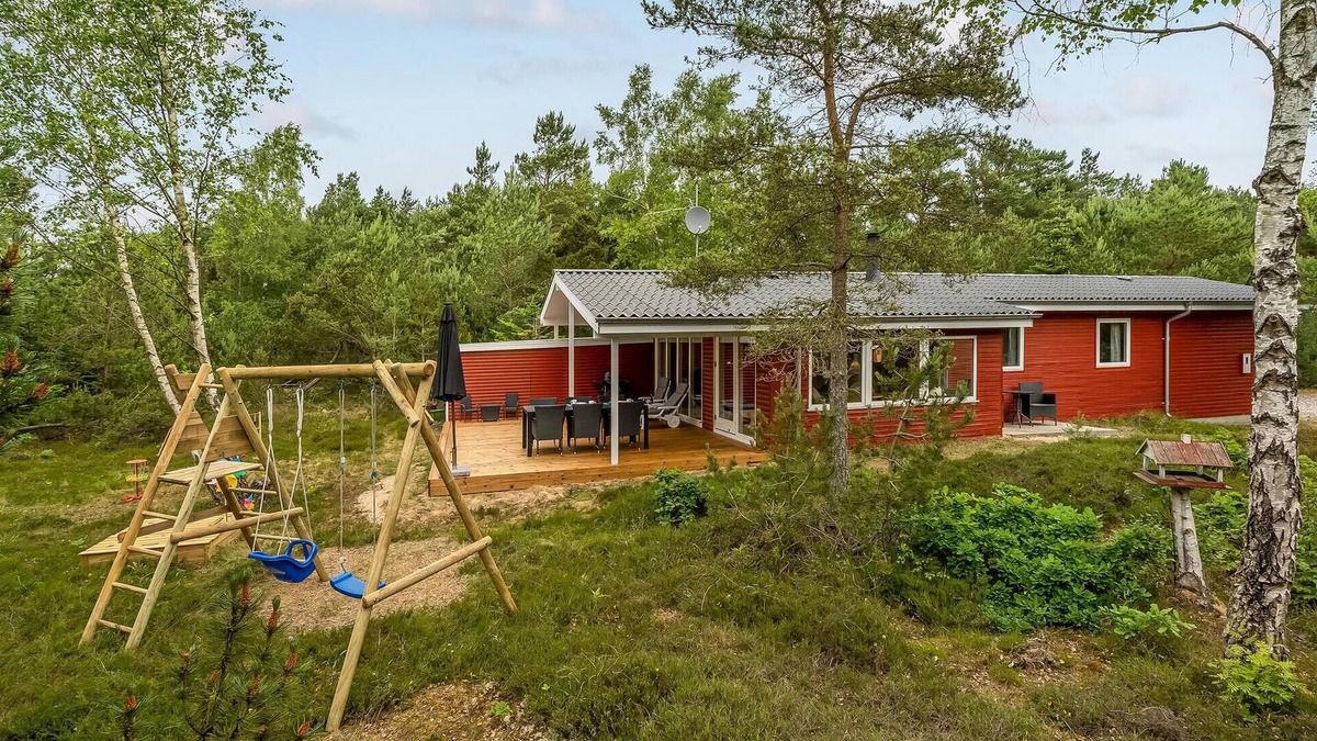 Helberskov Strand House | Pet friendly home in Hadsund with sauna