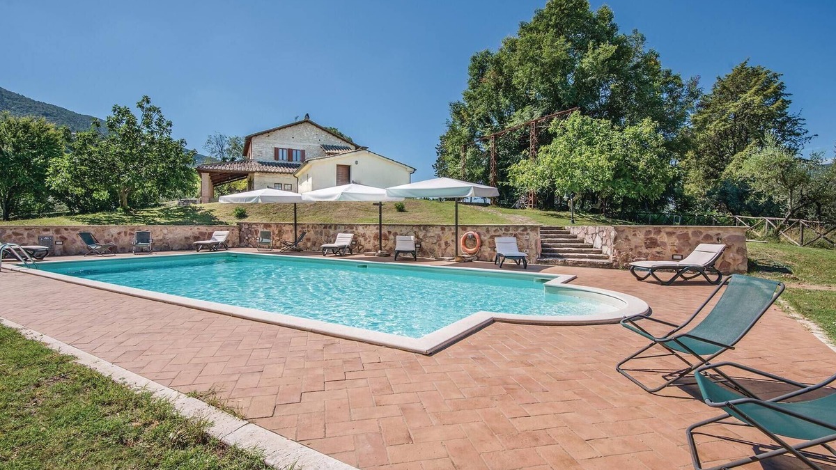 Stroncone House | Pet friendly home in Stroncone TR