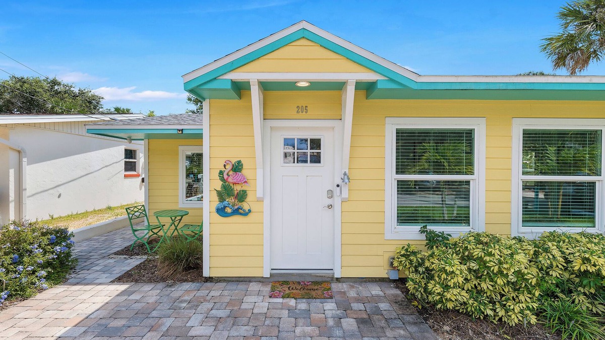 New Smyrna Beach House | ☀️ Pet Friendly - Lemon Drop☀️