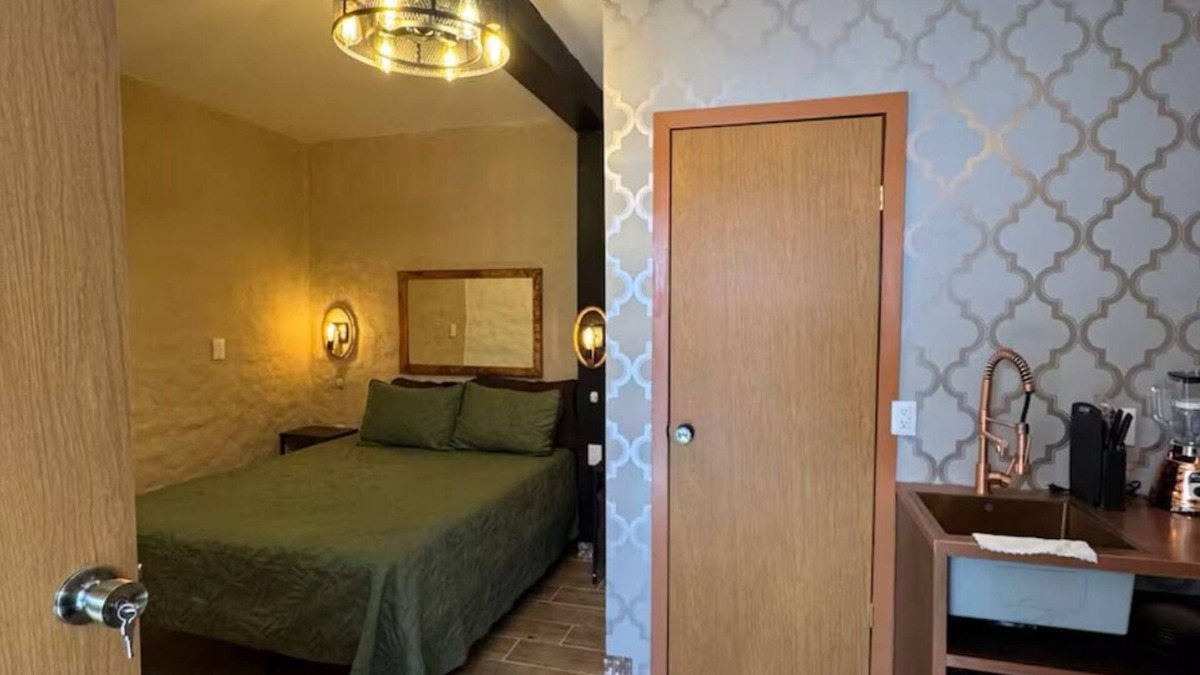 Zapopan Apartment | Pet Friendly Luxury Depa in Bugambilias