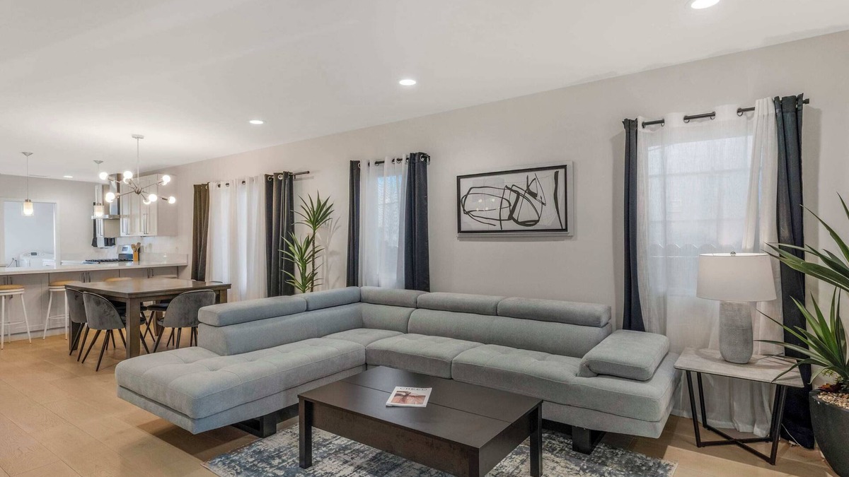 Franklin House | Pet Friendly|Modern Home|Central Location