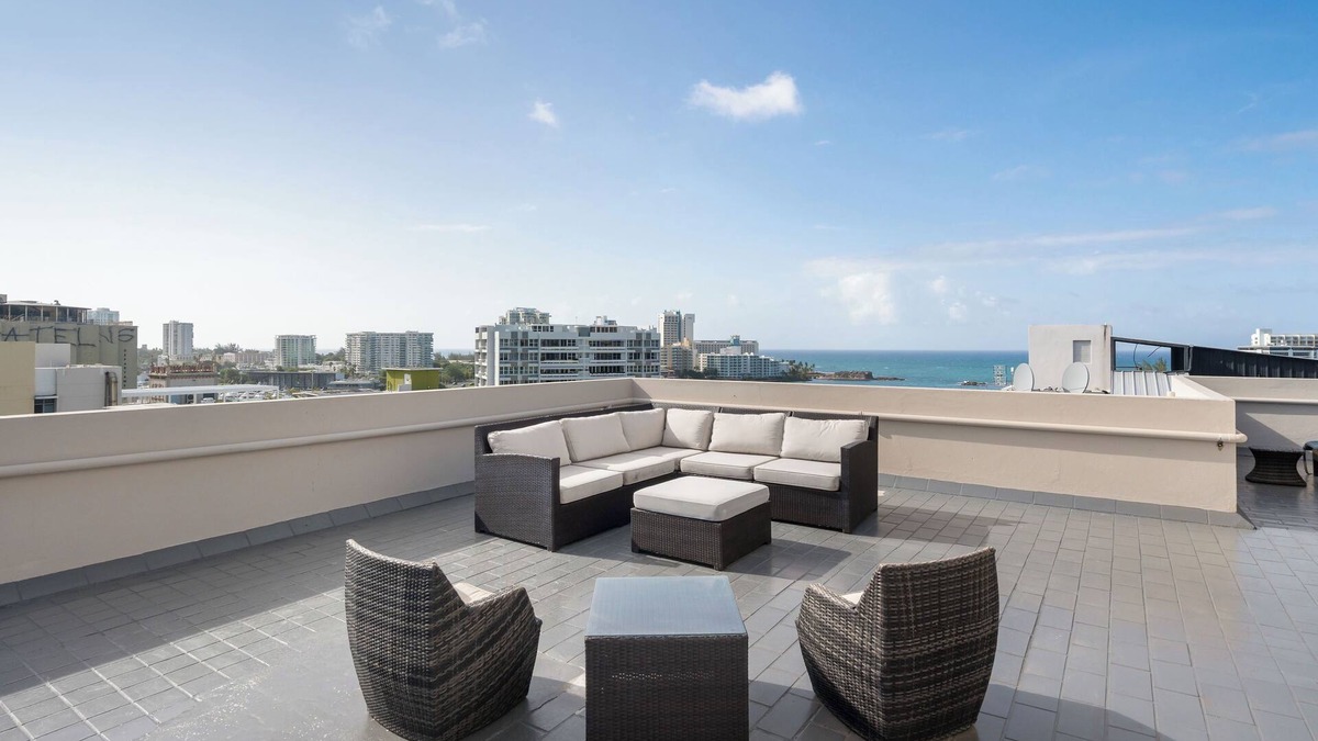 Miramar Apartment | Pet Friendly | Near The Beach | Free Parking | Air Conditioner