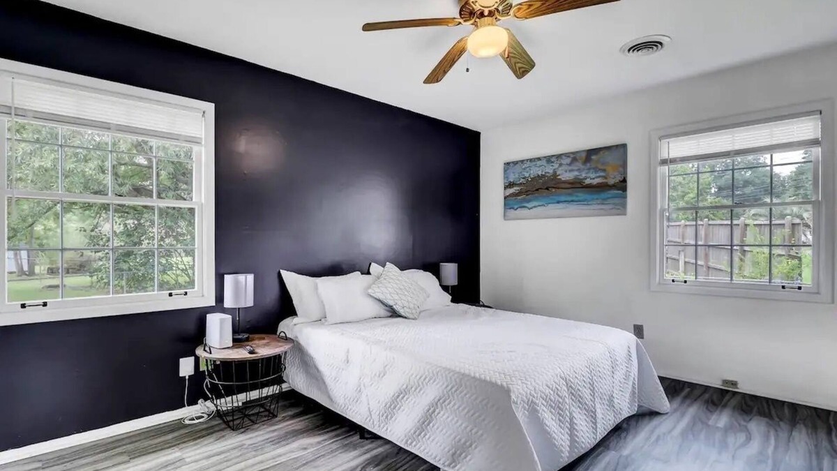 Goose Creek House | Pet friendly + Private yard: Close to Charleston