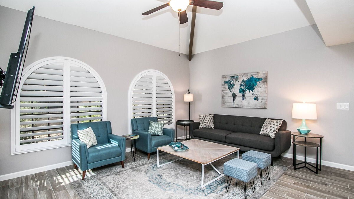South Scottsdale Condo | Pet Friendly! Remodeled Scottsdale Condo with Garage!
