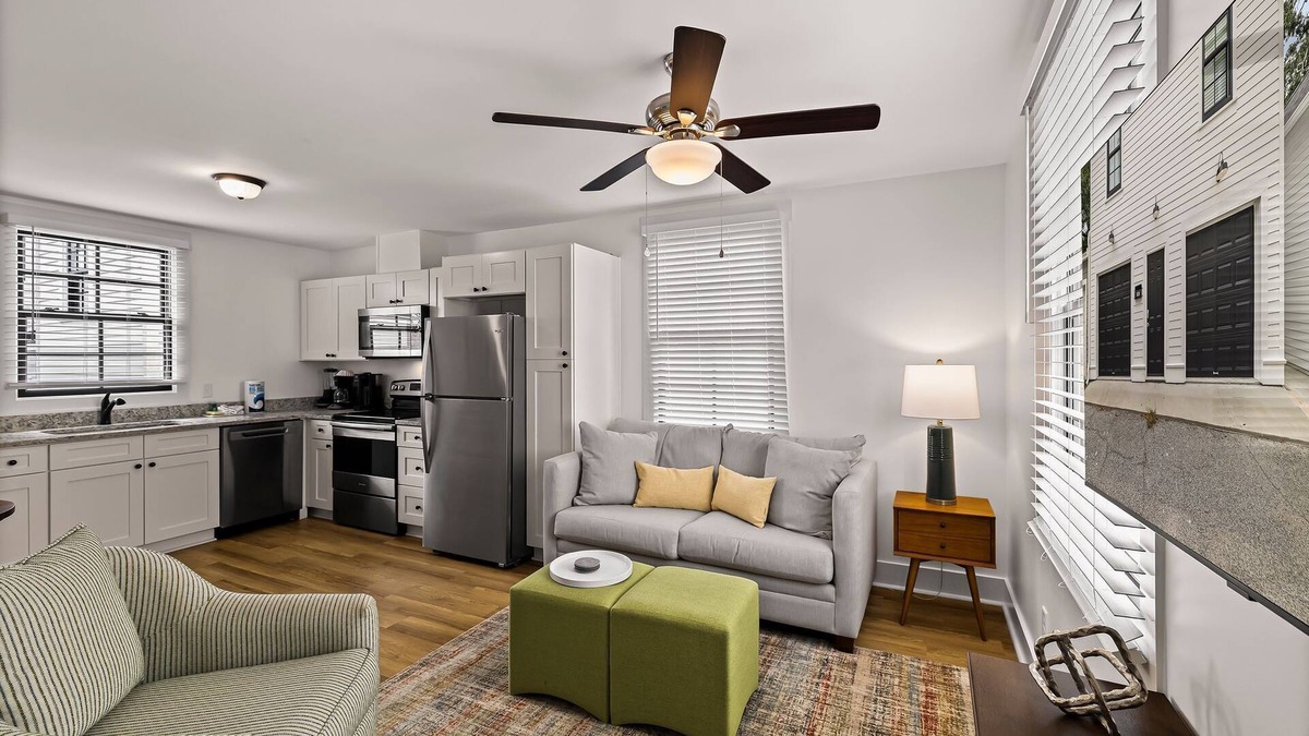 Historic Downtown Savannah Apartment | Pet-friendly Renovated Apt Steps to Forsyth, Coffee Shops by Lucky Savannah