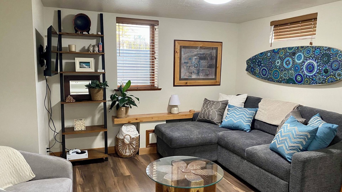 Rose Park House | Pet-Friendly Rose Park Bungalow + 1BR Apartment with Fully Fenced Yard!