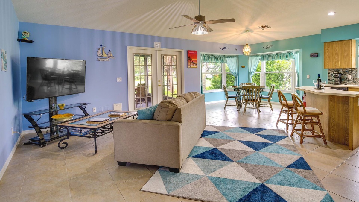 Sebastian Highlands House | Pet-Friendly Sebastian Home: w/Porch + Lake View!