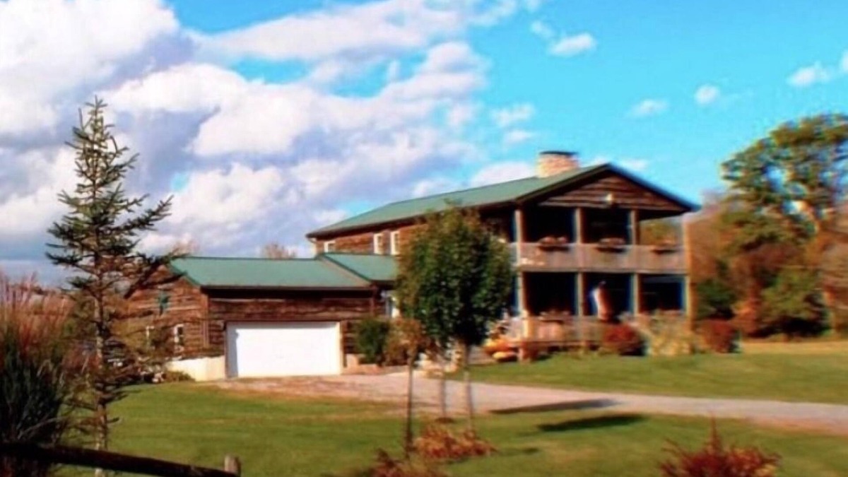 Mingo Cabin | Pet Friendly! Smith's Mother-in-law suite in snowshoe!