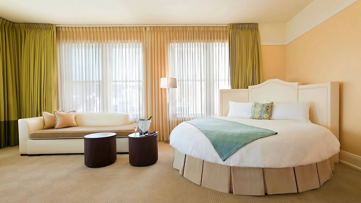 Goose Hollow Hotel | Pet-friendly Suite, Near Providence Park! Onsite Dining and Fitness Center!