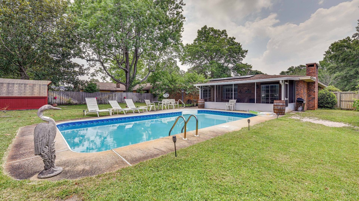 Fort Walton Beach House | Pet-Friendly Fort Walton Beach Home w/Pool