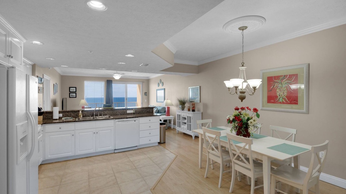 Lower Grand Lagoon Condo | PET FRIENDLY-POOLSIDE CAFE-HOT TUB- GRILL-BEACH FRONT VIEW!