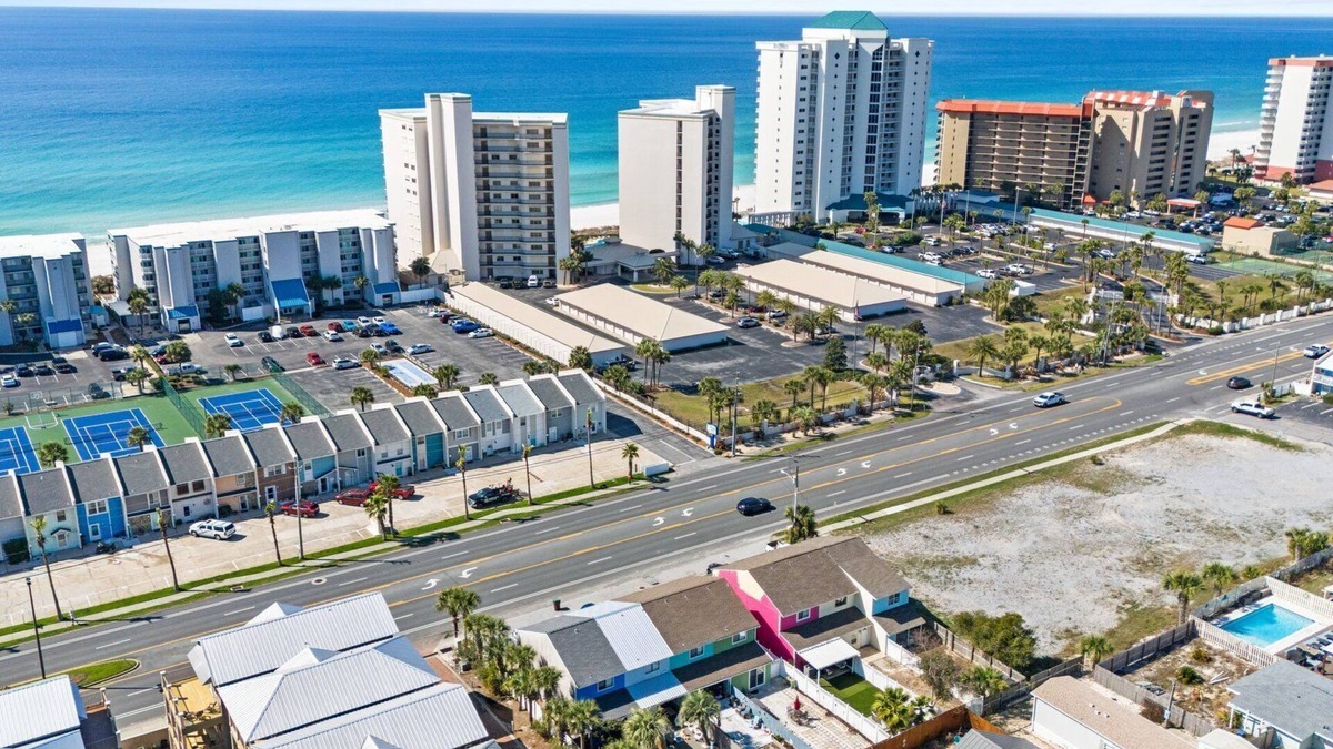 Biltmore Beach Condo | Pet-friendly gem steps from the beach! Beautiful garden, & balcony!