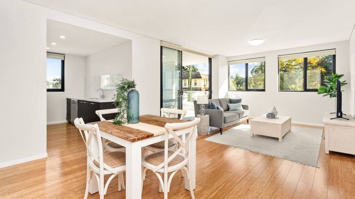 Rosehill Apartment | PET :) HAMPTONS RETREAT IN THE HEART OF ROSEHILL