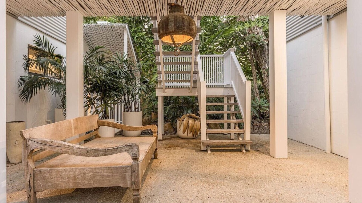South Golden Beach House | Peter St · South Golden Beach Abode - Family Luxury at Beach