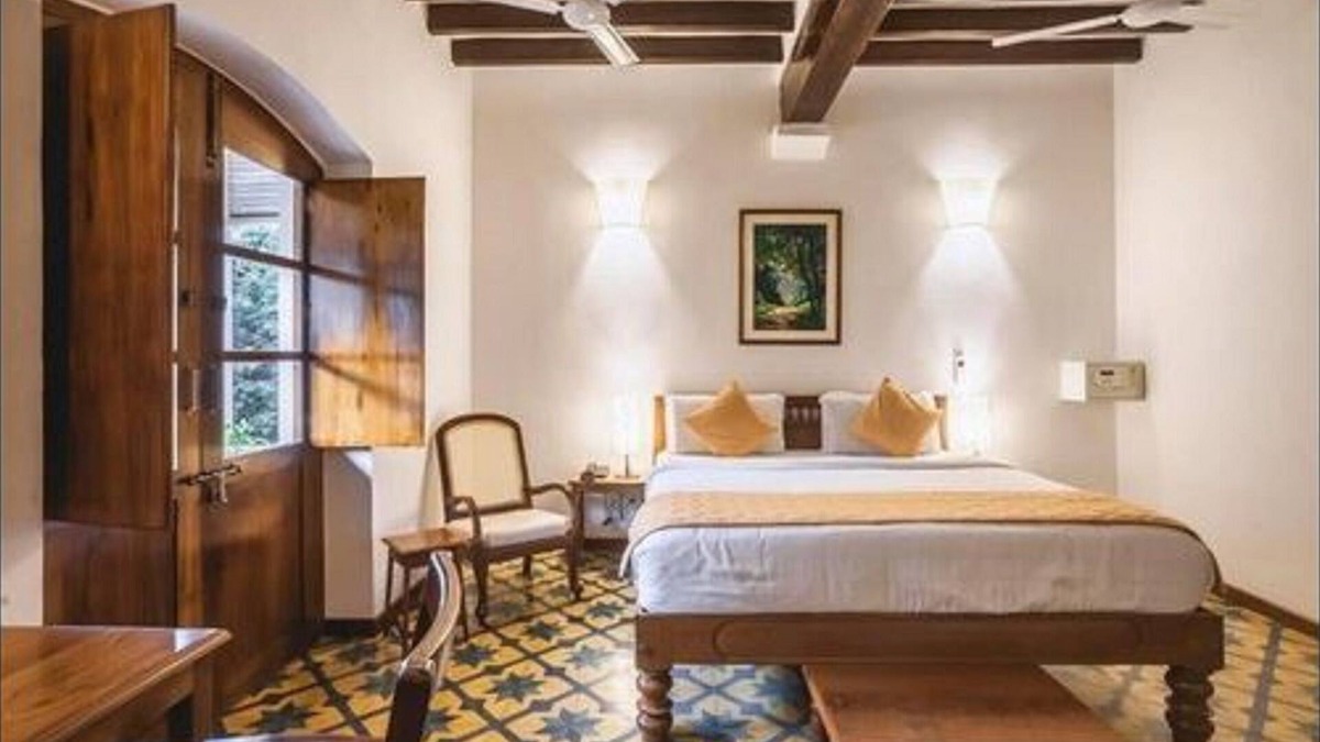 White Town Hotel | Petit Palais