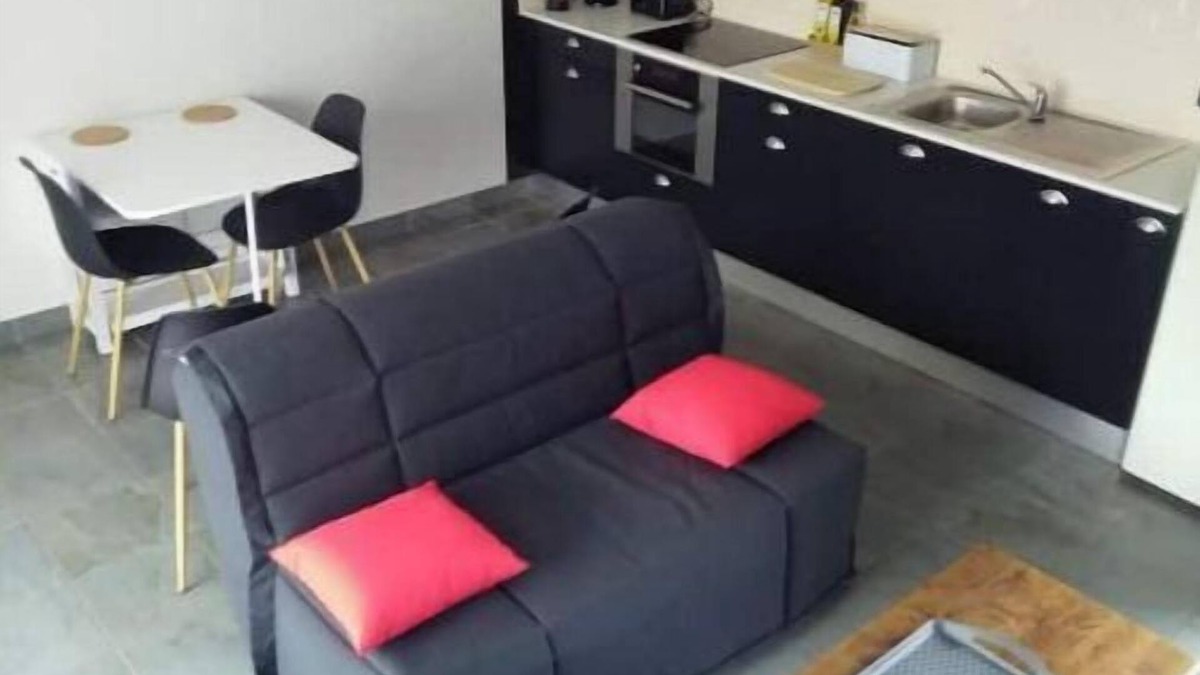 La Fleche House | Petite de Maison