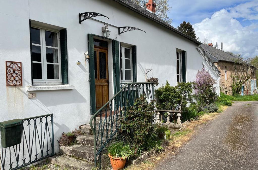 Anost House | Petite maison au calme à Anost