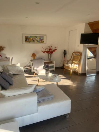 Bulgneville Apartment | Petite maison indépendante