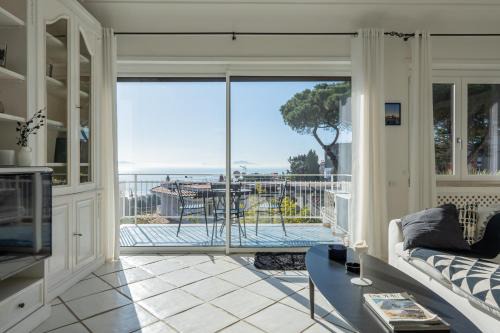 Posillipo Apartment | Petrarca 20A, Napoli