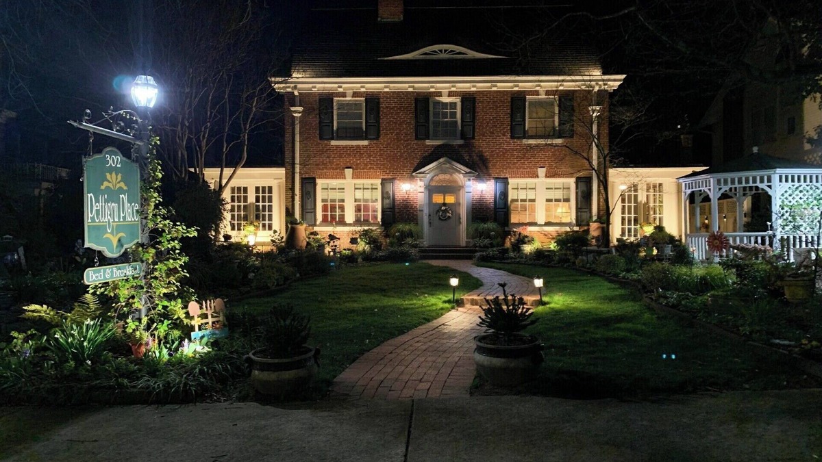 Pettigru Street Historic District Bed & Breakfast | Pettigru Place Bed & Breakfast